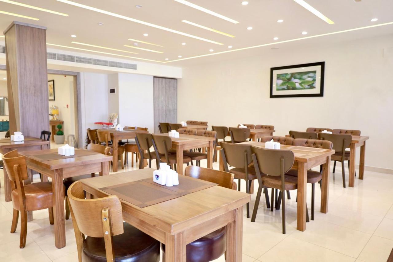 Luciana Hotel By Fhm Aqaba Exterior photo