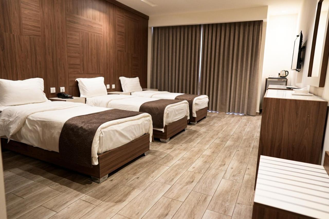 Luciana Hotel By Fhm Aqaba Exterior photo
