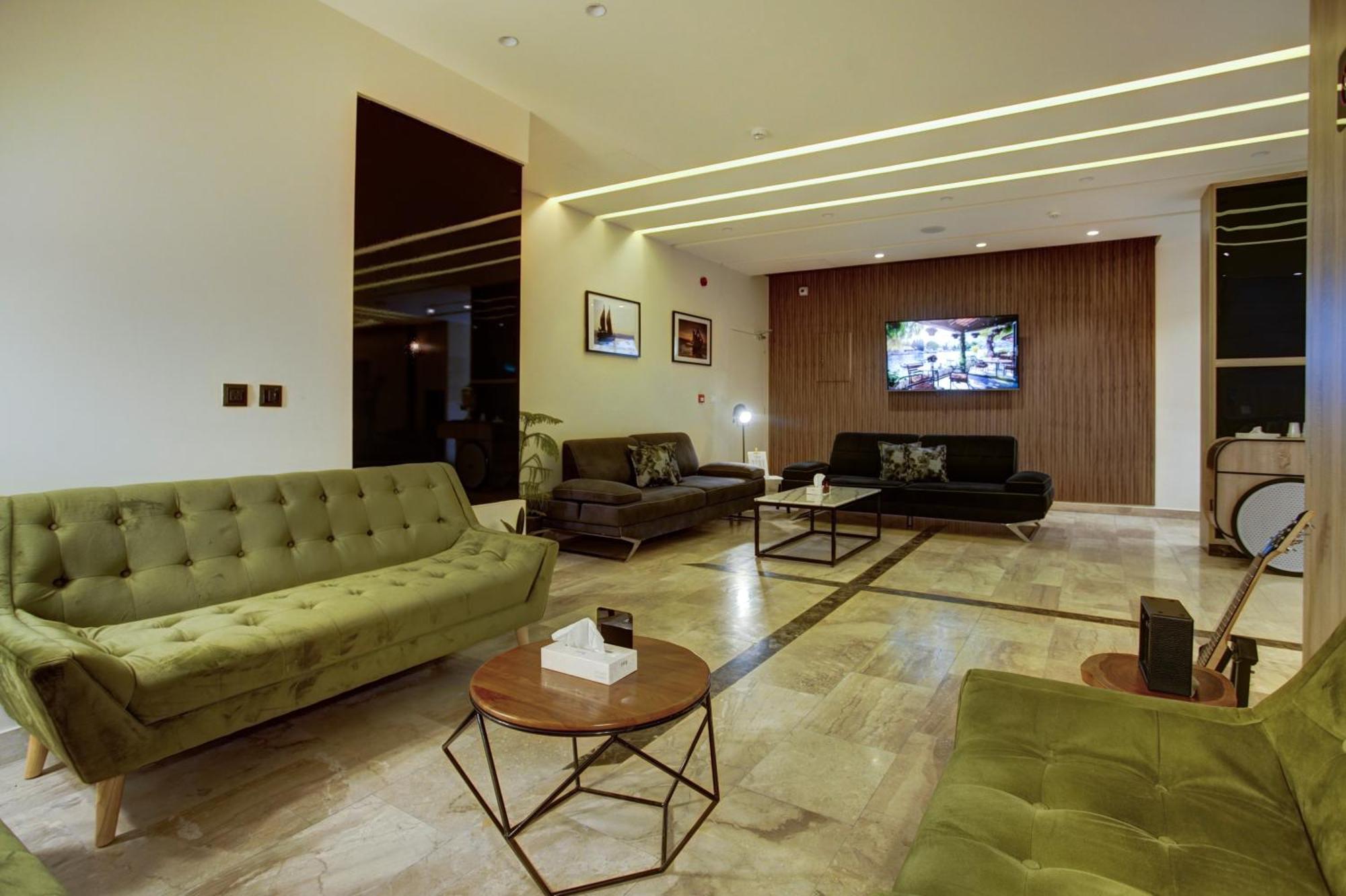 Luciana Hotel By Fhm Aqaba Exterior photo